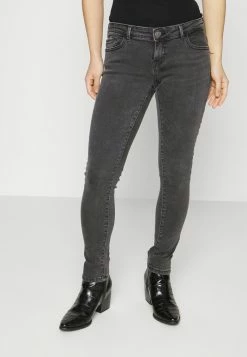 ONLY Petite ONLCORAL LIFE PETIT - Jeans Skinny Fit - Black Denim