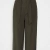 ONLY Petite ONLAMINTA ARIS LIFE CULOT - Trousers - Forest Night -ONLY Petite store fc7d5073331d4d8bb2394559de7457a7