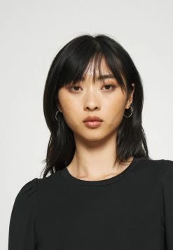 ONLY Petite ONLNORA VOLOUME BODY - Basic T-shirt - Black -ONLY Petite store fec0564df8954fc09e7f3143d8060de3